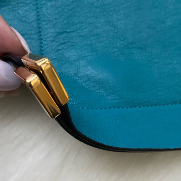 Chloé Clutch with Card Slots - Picture 10 of 16